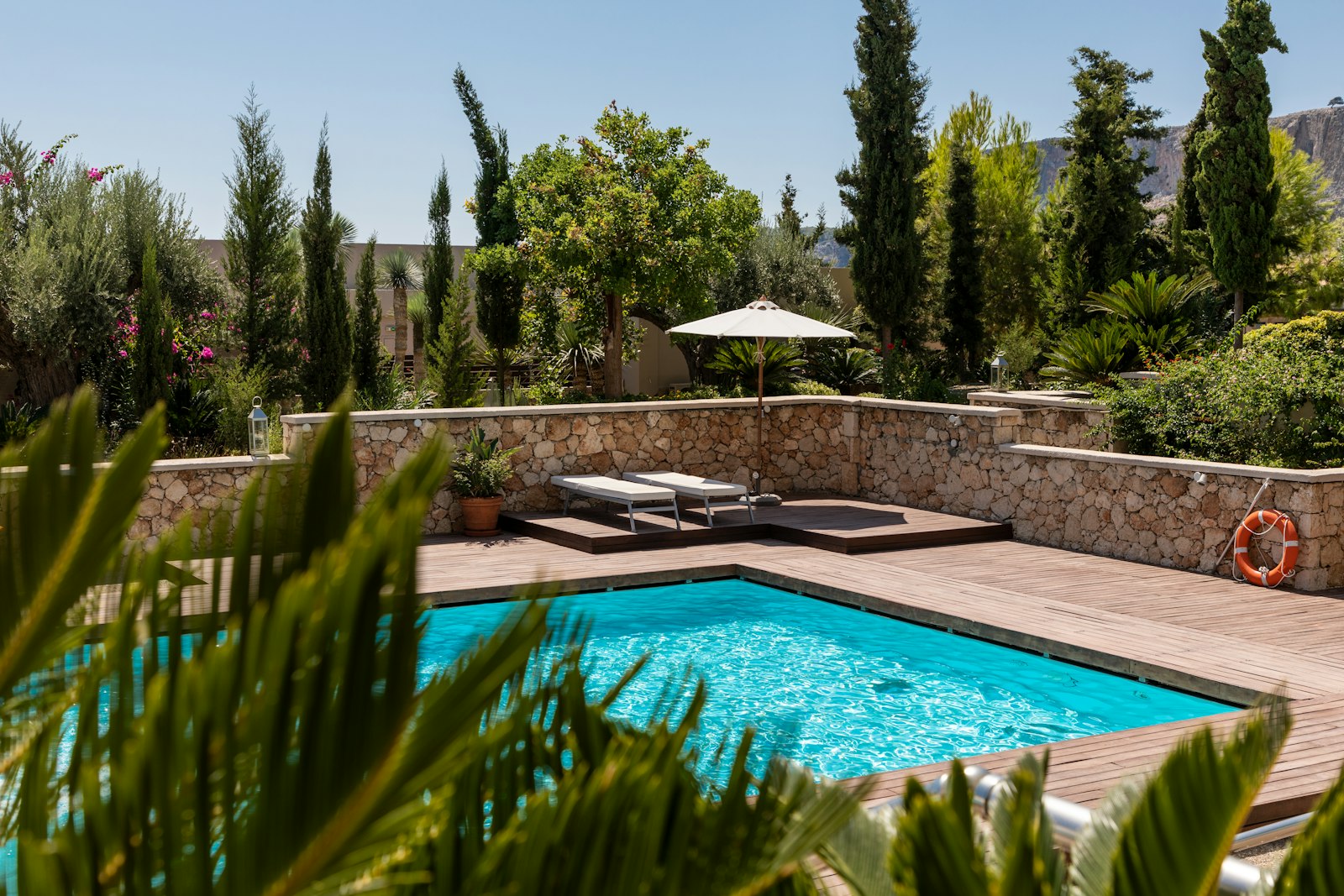 Pool Builder in Beverly Hills — Blue Waters Pools